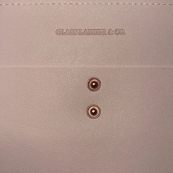 Glass ladder and co Megan portfolio
Light pink - Picture 6 of 6